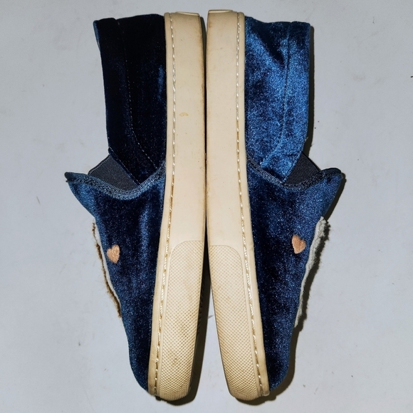 SOLUDOS LLAMAS IN LOVE Blue Velvet Sherpa Embroidered Sneakers Size 8 - Picture 7 of 16